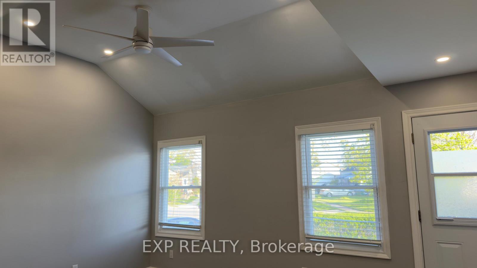 5 Plymouth Avenue, St. Catharines, Ontario  L2R 2X8 - Photo 26 - X13081398
