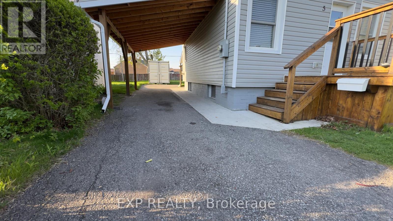 5 Plymouth Avenue, St. Catharines, Ontario  L2R 2X8 - Photo 29 - X13081398