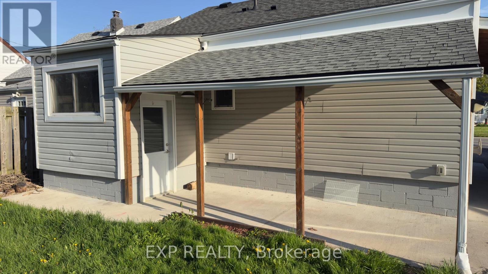 5 Plymouth Avenue, St. Catharines, Ontario  L2R 2X8 - Photo 31 - X13081398
