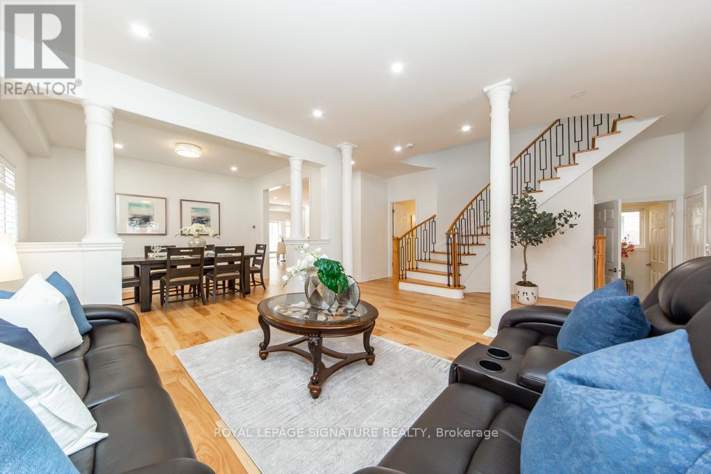 3773 Quite Creek Drive, Mississauga, Ontario  L5M 8A9 - Photo 4 - W13080326