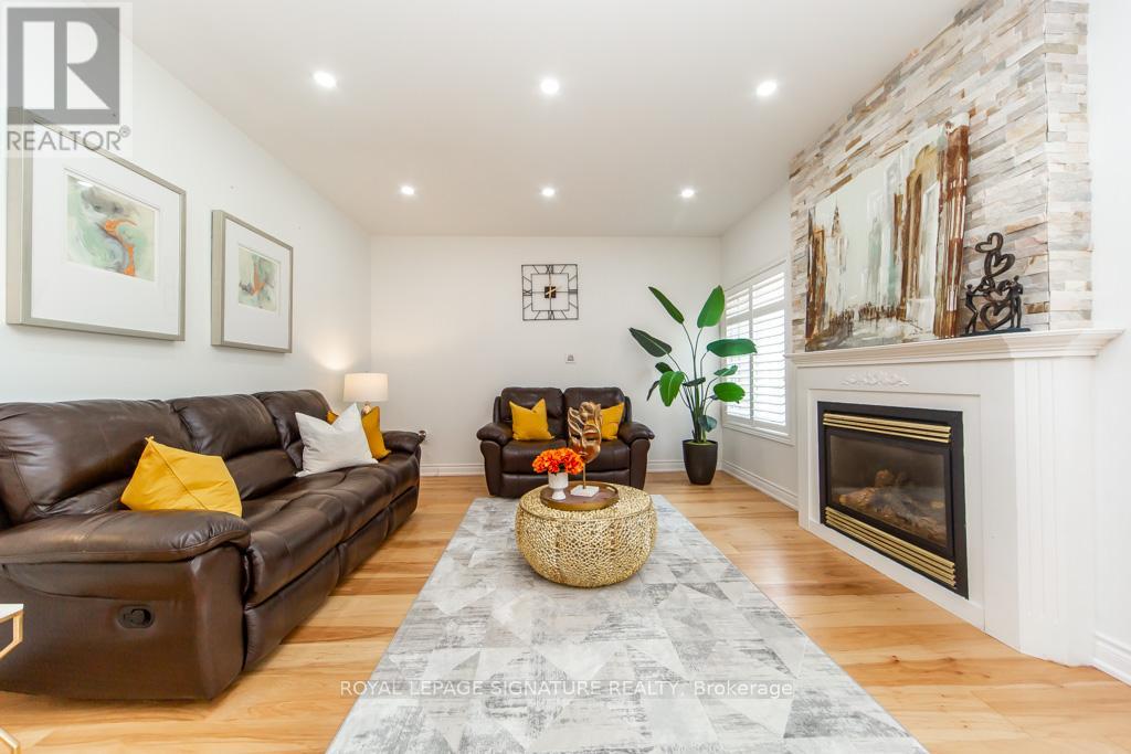 3773 Quite Creek Drive, Mississauga, Ontario  L5M 8A9 - Photo 8 - W13080326