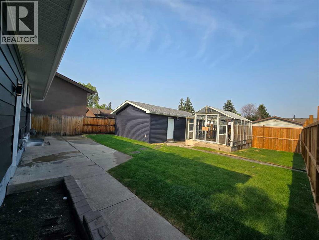 327 Rundleview Drive Ne, Calgary, Alberta  T1Y 1H9 - Photo 27 - A2293376