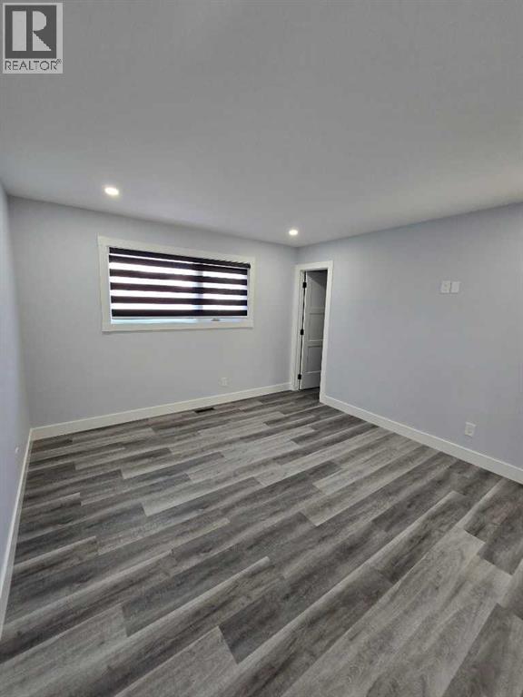 327 Rundleview Drive Ne, Calgary, Alberta  T1Y 1H9 - Photo 8 - A2293376