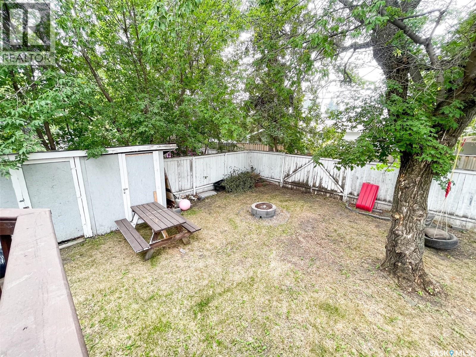 516 5th Avenue W, Meadow Lake, Saskatchewan  S9X 1A9 - Photo 20 - SK013322
