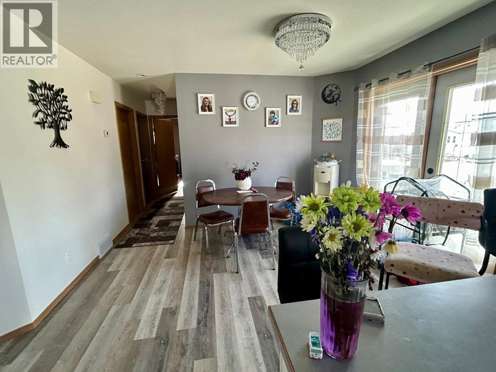 5219 49 Street, Fort Nelson, British Columbia  V0C 1R0 - Photo 2 - R3082329