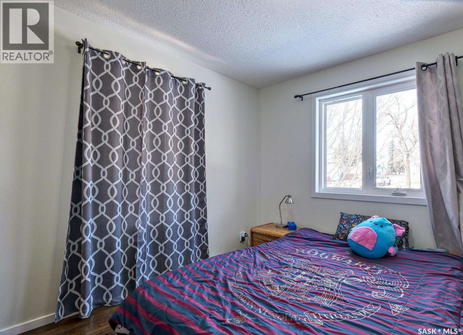 304 2nd Avenue E, Biggar, Saskatchewan  S0K 0M0 - Photo 20 - SK031854
