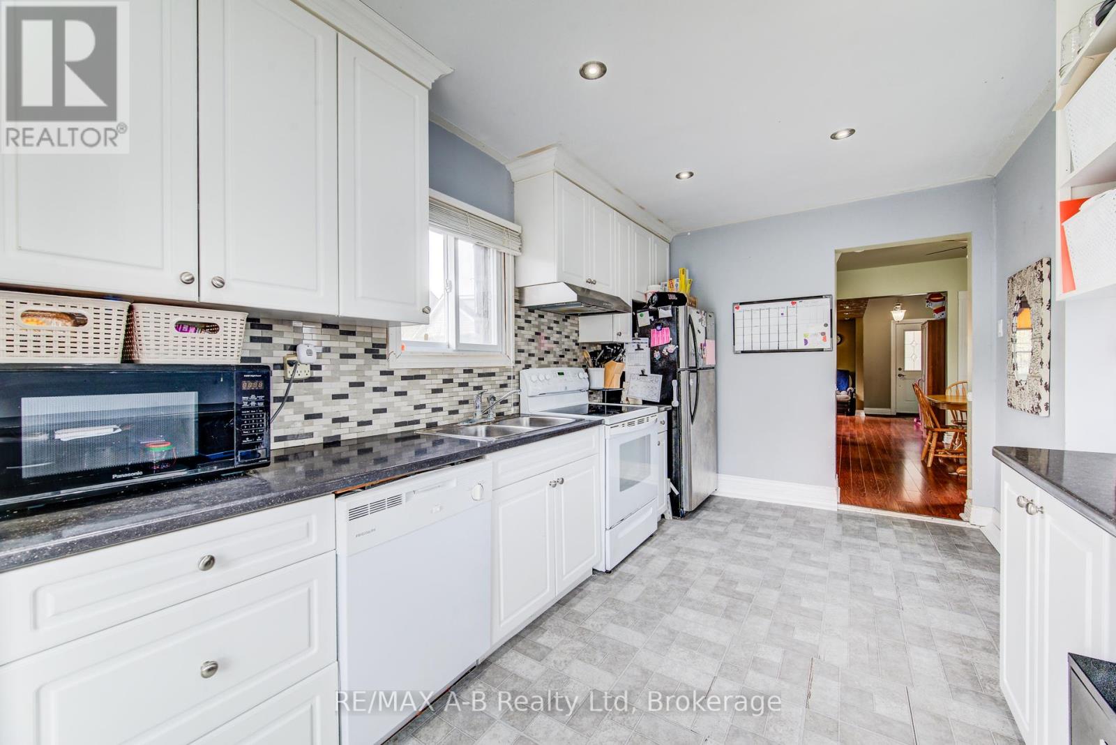 40 John Street, East Zorra-Tavistock, Ontario  N0B 2R0 - Photo 18 - X13075518