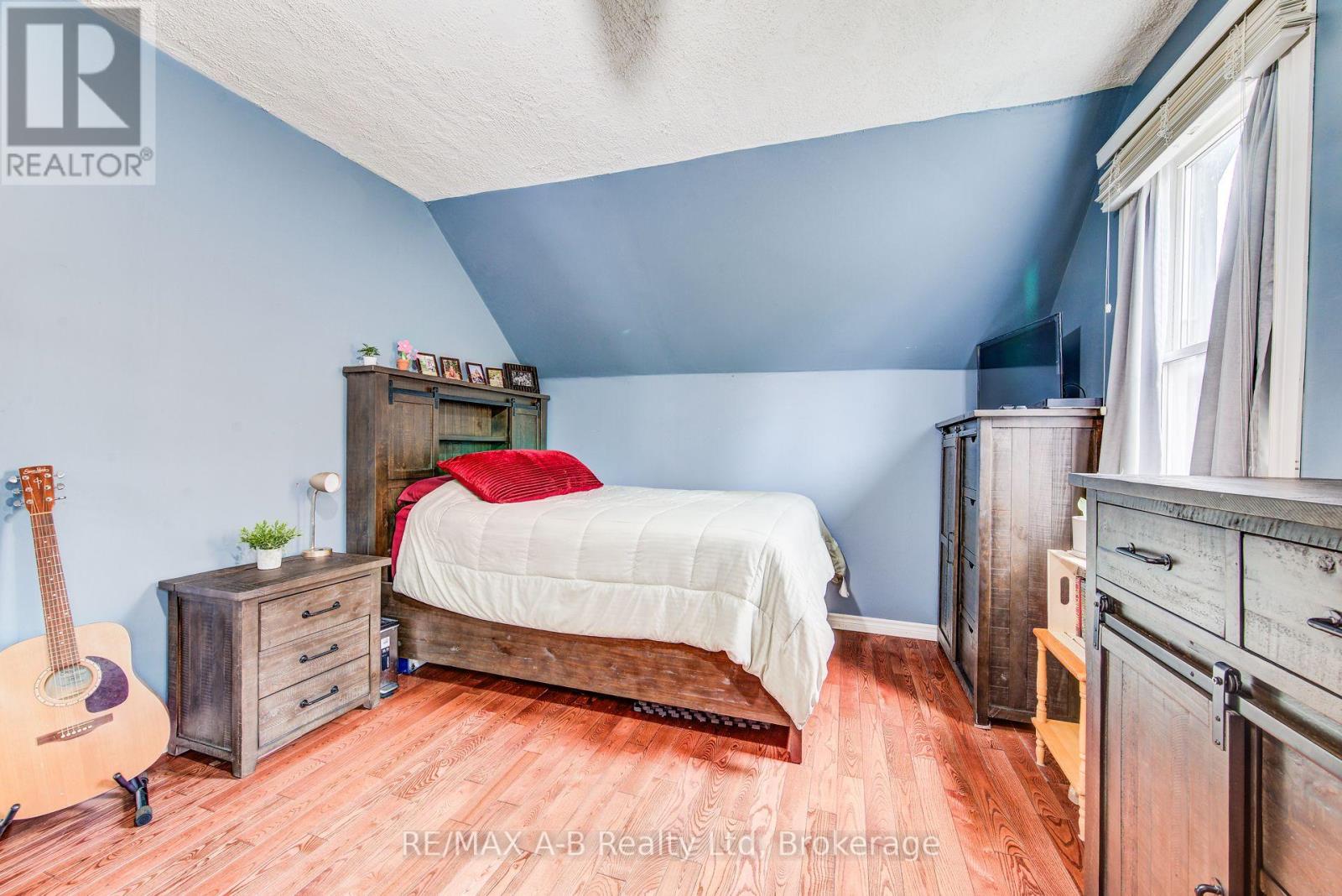 40 John Street, East Zorra-Tavistock, Ontario  N0B 2R0 - Photo 26 - X13075518