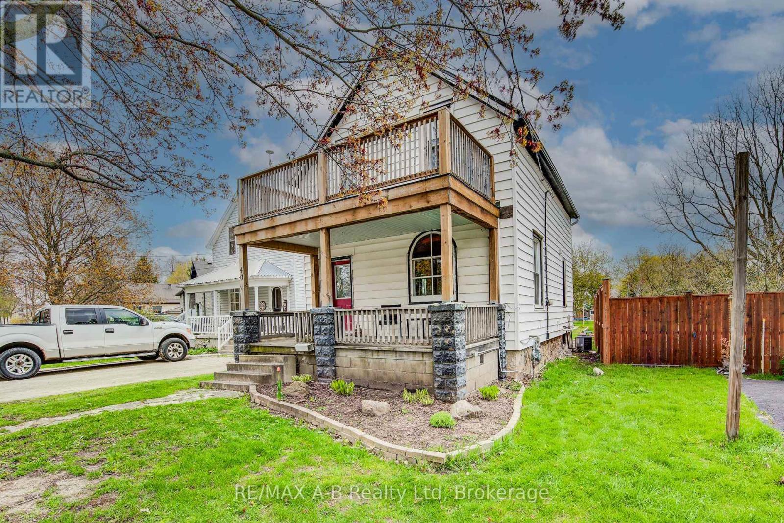 40 John Street, East Zorra-Tavistock, Ontario  N0B 2R0 - Photo 3 - X13075518