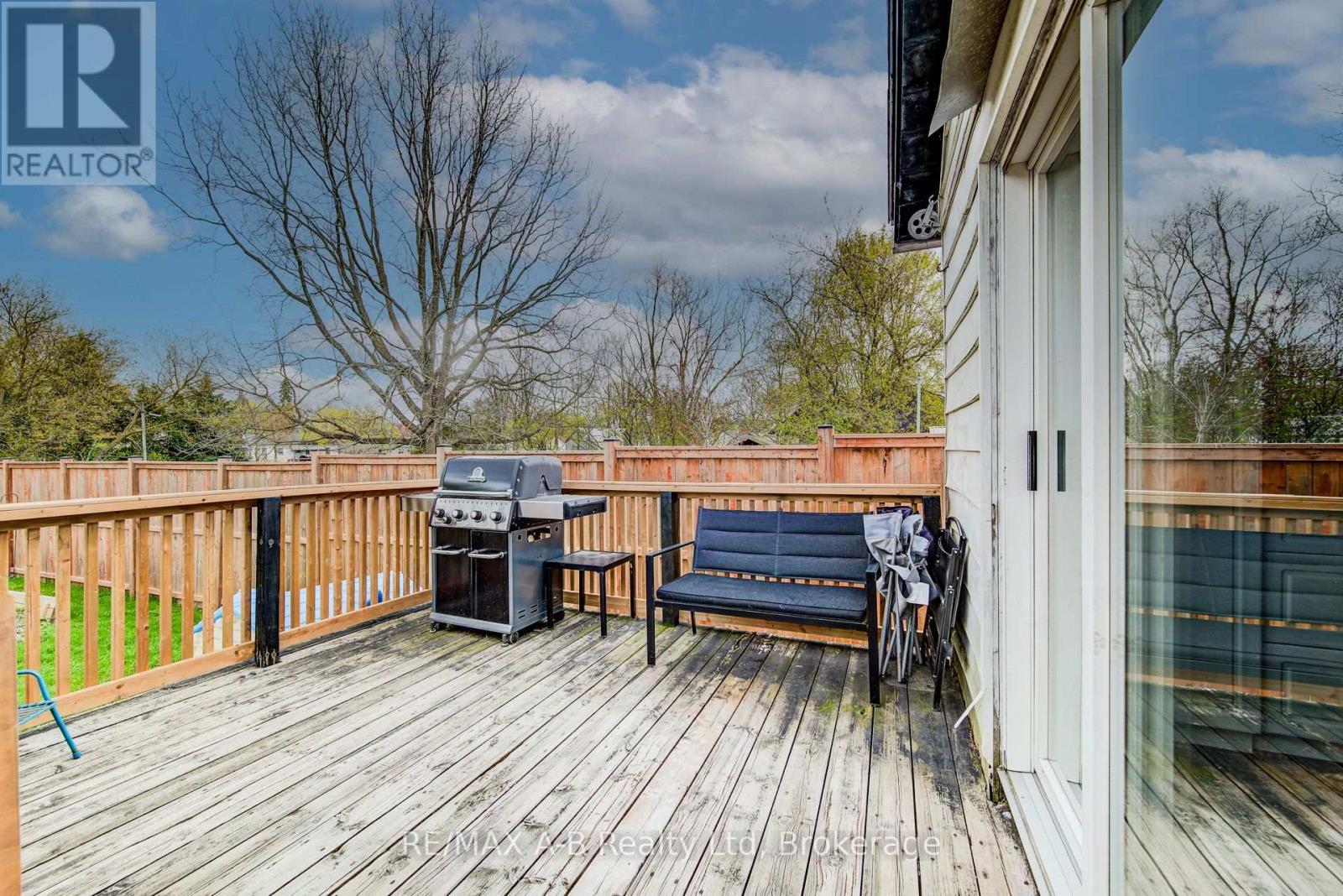 40 John Street, East Zorra-Tavistock, Ontario  N0B 2R0 - Photo 31 - X13075518