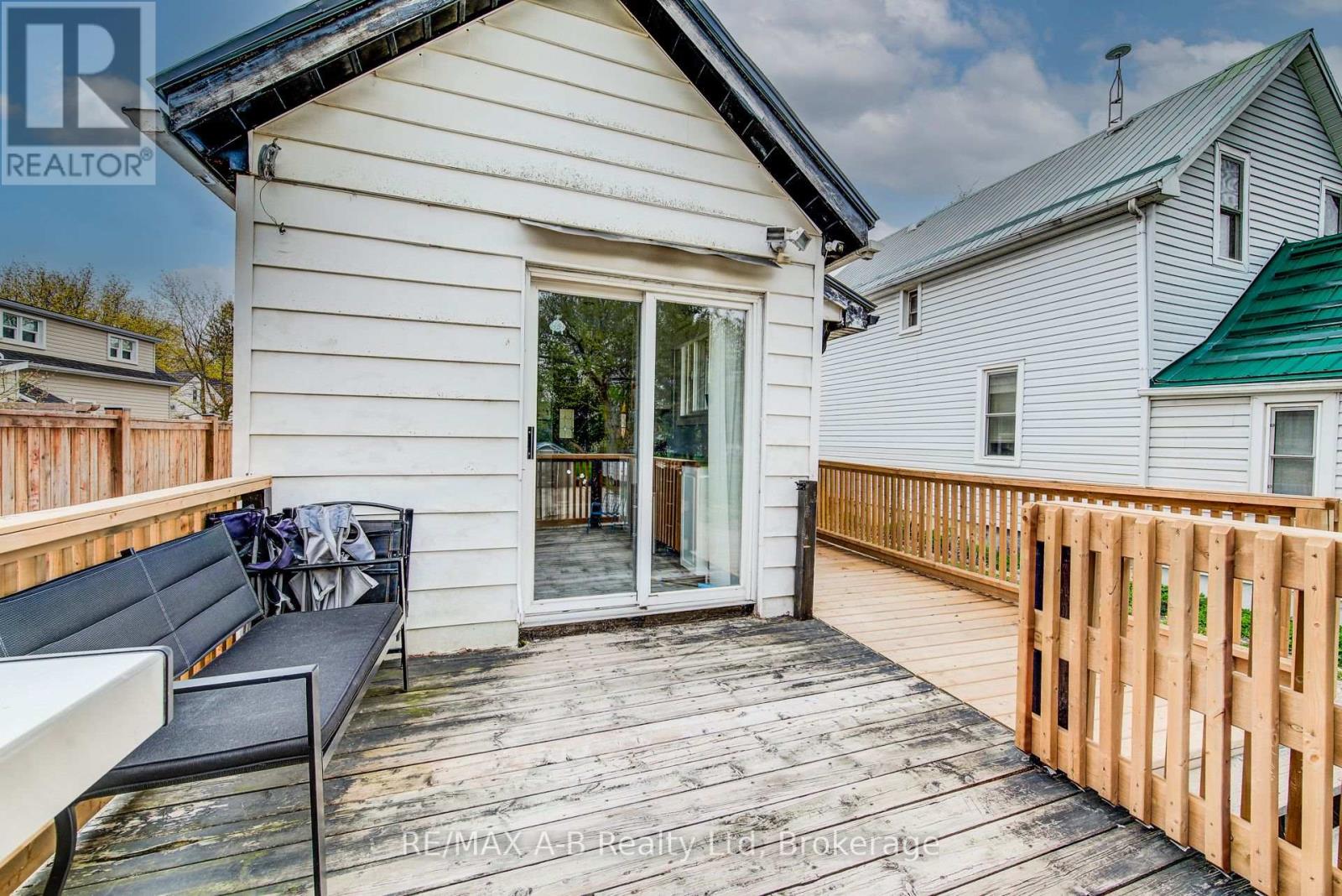 40 John Street, East Zorra-Tavistock, Ontario  N0B 2R0 - Photo 32 - X13075518