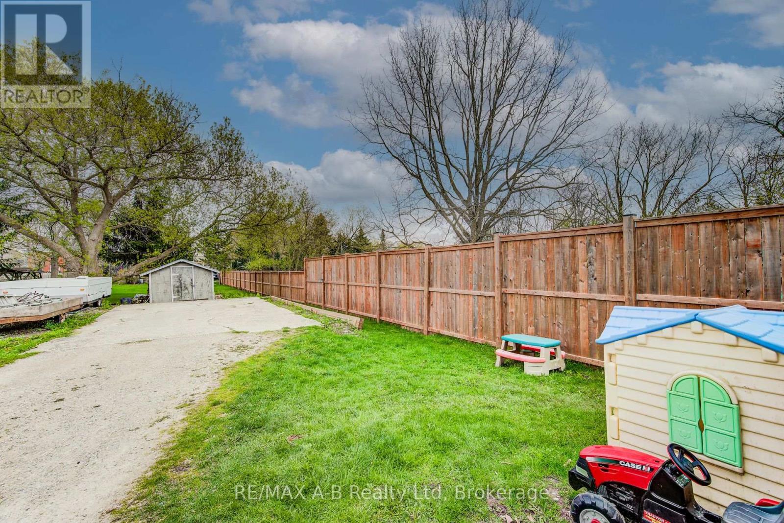 40 John Street, East Zorra-Tavistock, Ontario  N0B 2R0 - Photo 33 - X13075518