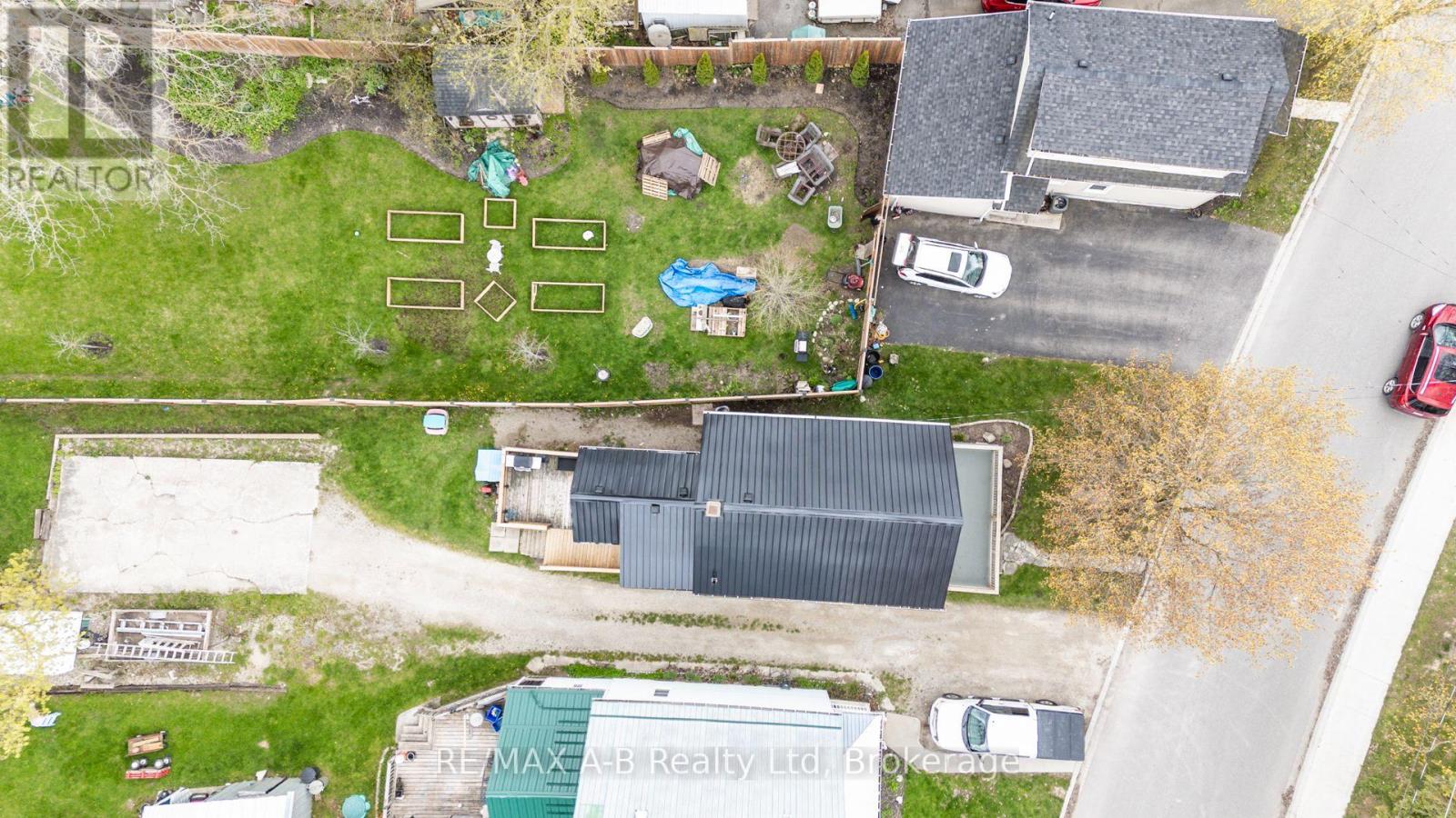 40 John Street, East Zorra-Tavistock, Ontario  N0B 2R0 - Photo 44 - X13075518