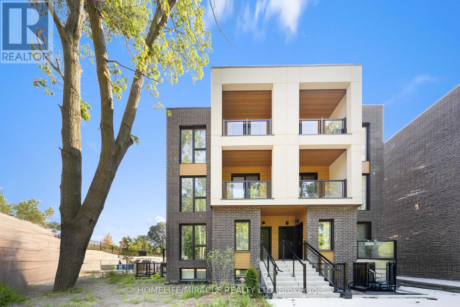 9 - 174 CLONMORE DRIVE, Toronto, Ontario
