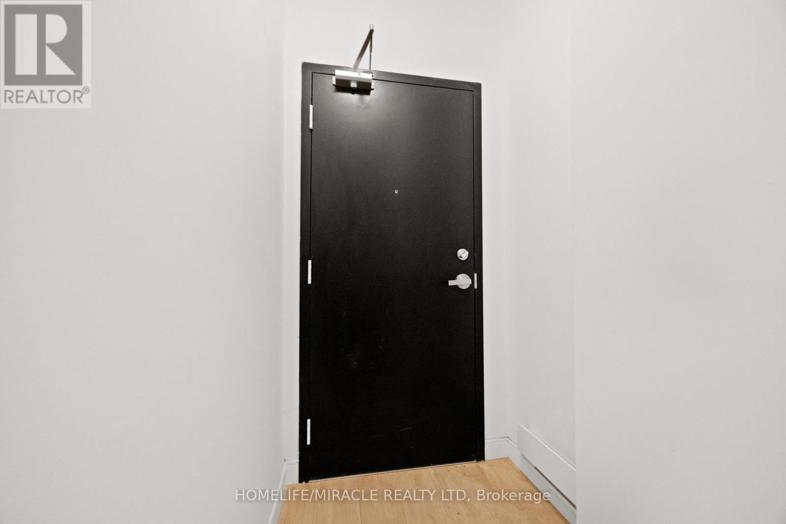 9 - 174 Clonmore Drive, Toronto, Ontario  M1N 0B9 - Photo 4 - E13081334