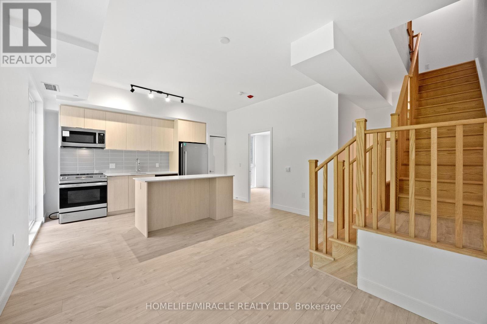 9 - 174 Clonmore Drive, Toronto, Ontario  M1N 0B9 - Photo 9 - E13081334