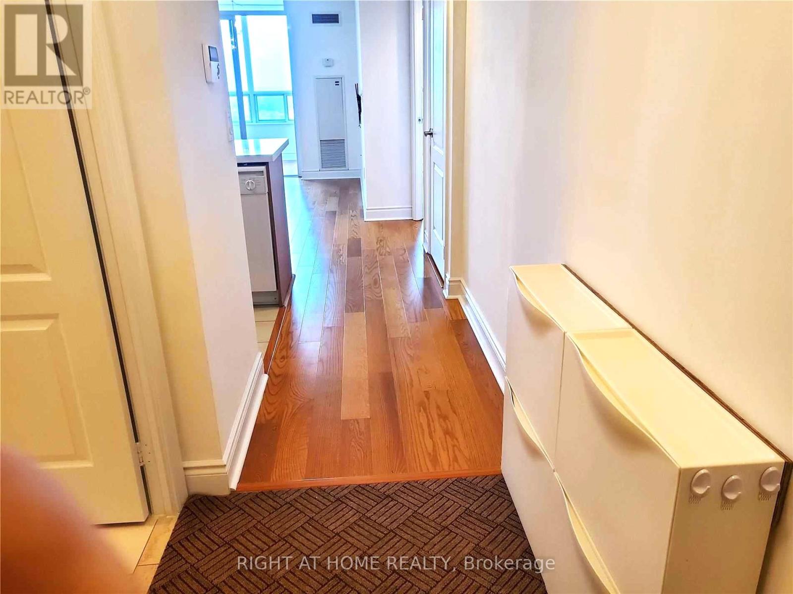 3008 - 60 Brian Harrison Way, Toronto, Ontario  M1P 5J5 - Photo 3 - E13081338