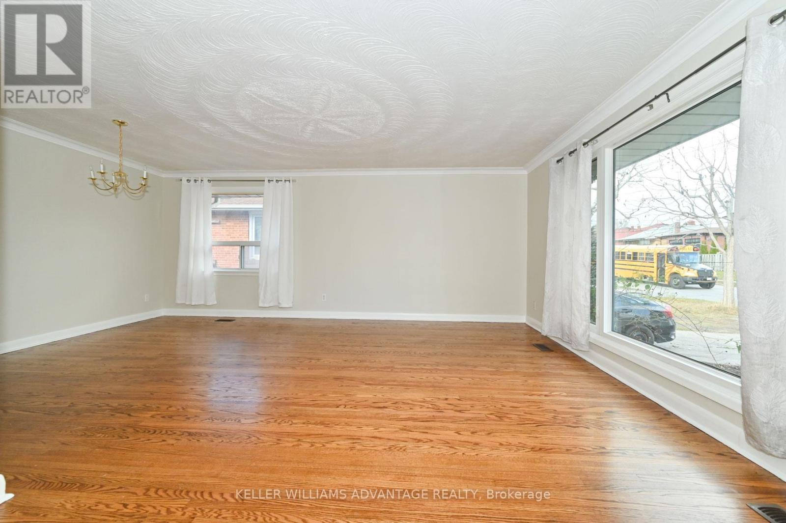 Main Only - 88 Wexford Boulevard, Toronto, Ontario  M1R 1L6 - Photo 3 - E13081408
