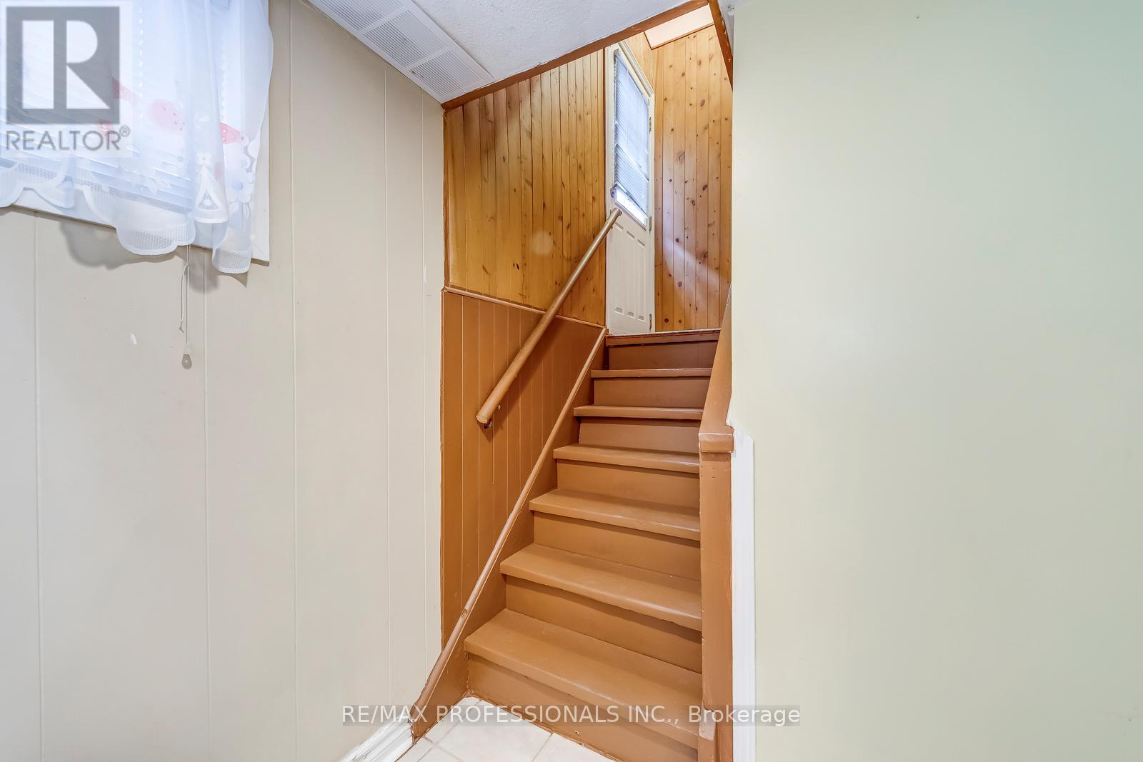 7 Belgate Place, Toronto, Ontario  M9C 3Y5 - Photo 25 - W12876608