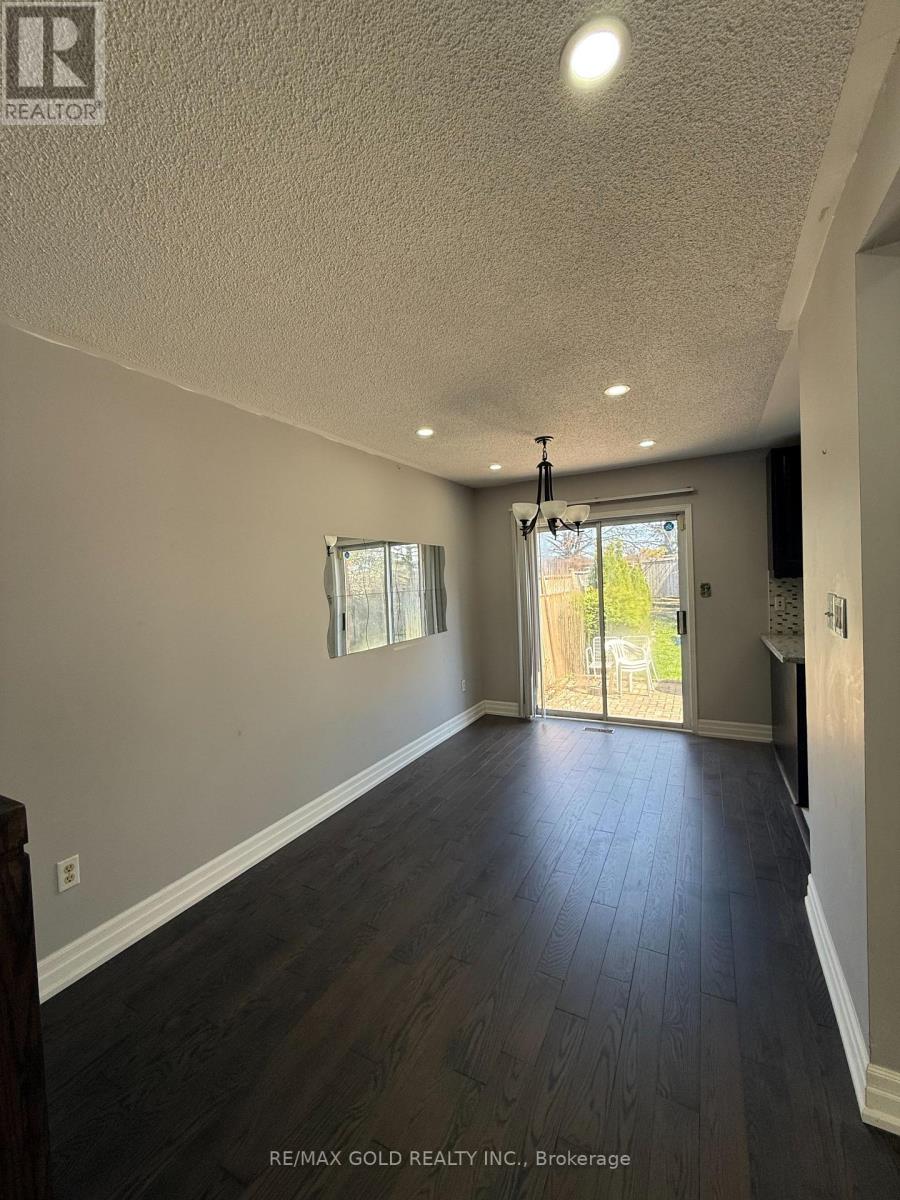 20 Ridge Valley Court, Brampton, Ontario  L6X 4M9 - Photo 8 - W13031478