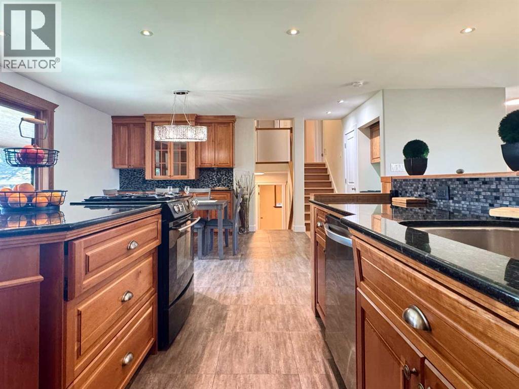 2302 14 Avenue S, Lethbridge, Alberta  T1K 0V5 - Photo 8 - A2298791