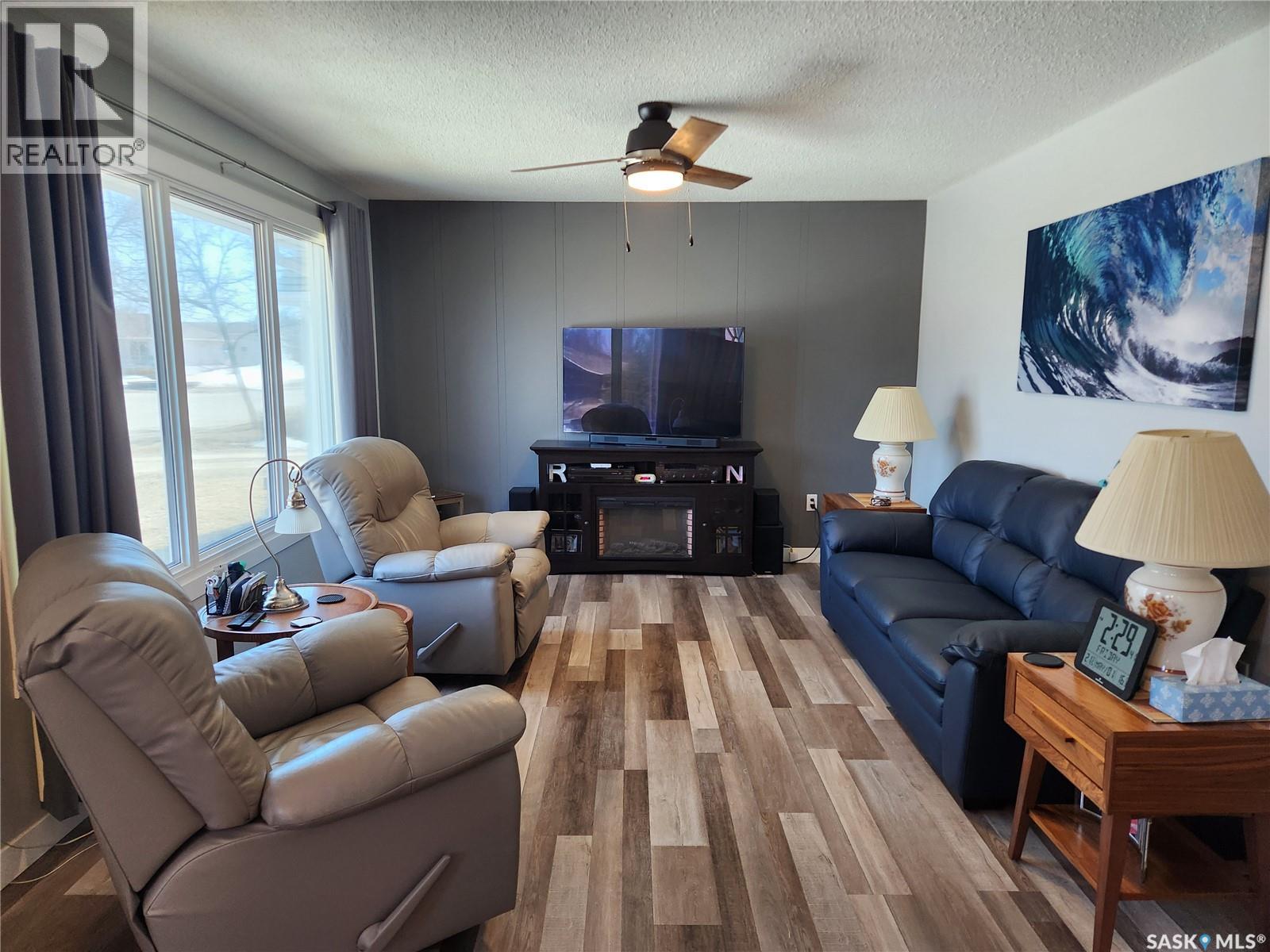 1305 95th Street, Tisdale, Saskatchewan  S0E 1T0 - Photo 6 - SK034805