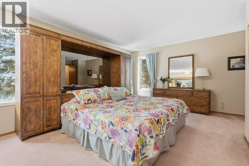 9 Douglasbank Gardens SE, Calgary, Alberta  T2Z 2C9 - Photo 14 - A2297877