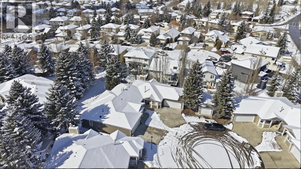 9 Douglasbank Gardens SE, Calgary, Alberta  T2Z 2C9 - Photo 33 - A2297877