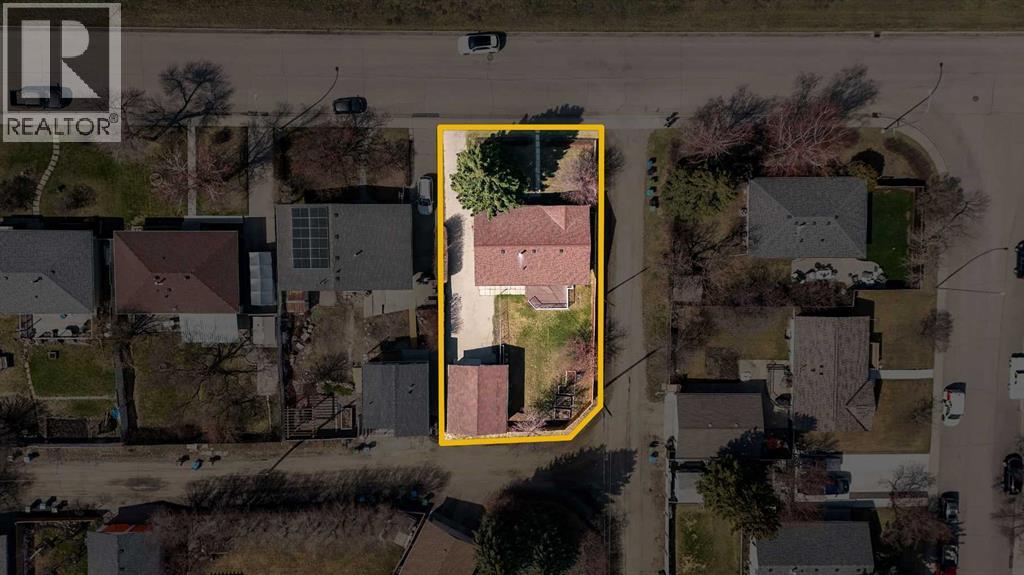 212 Westwood Drive Sw, Calgary, Alberta  T3C 2W3 - Photo 38 - A2305685