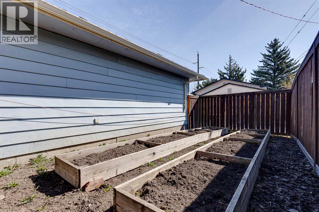 226 Huntington Close Ne, Calgary, Alberta  T2K 5B4 - Photo 35 - A2306386