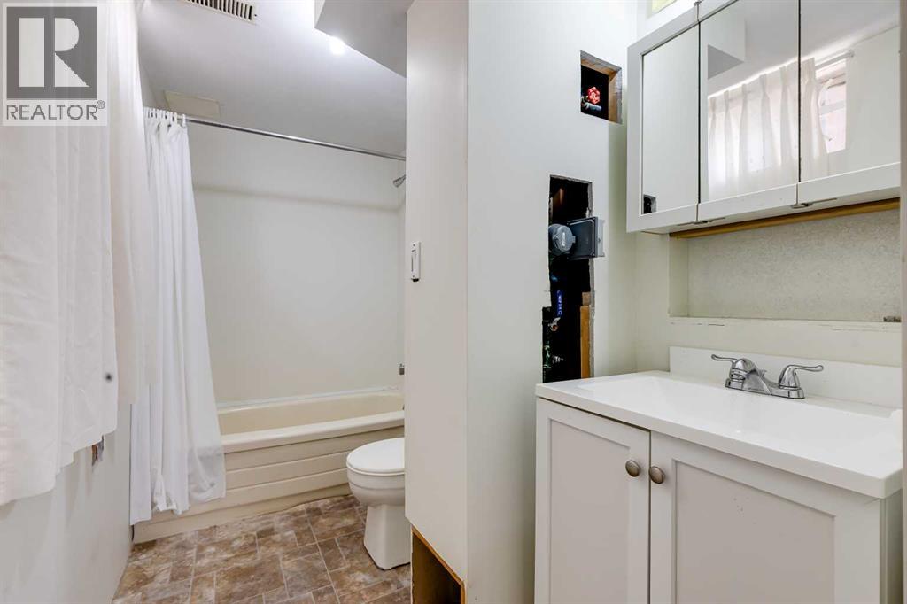 226 Huntington Close Ne, Calgary, Alberta  T2K 5B4 - Photo 29 - A2306386