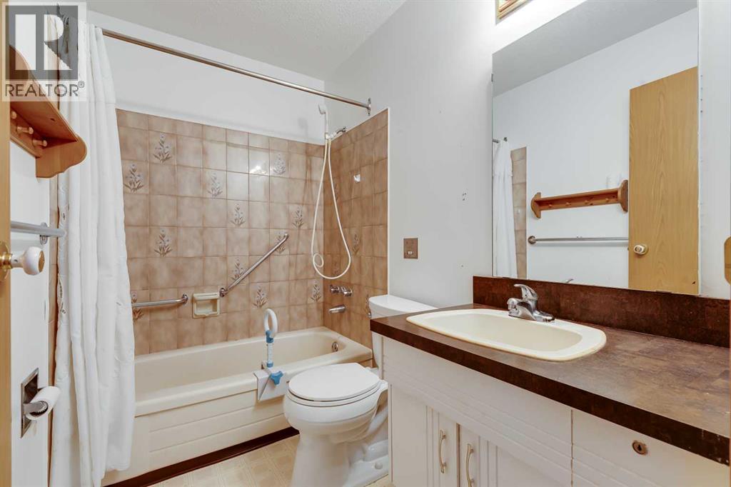 226 Huntington Close Ne, Calgary, Alberta  T2K 5B4 - Photo 17 - A2306386