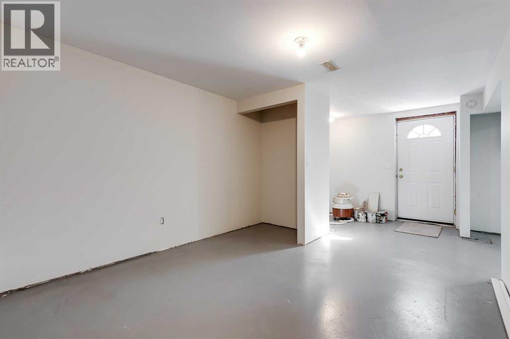 226 Huntington Close Ne, Calgary, Alberta  T2K 5B4 - Photo 27 - A2306386
