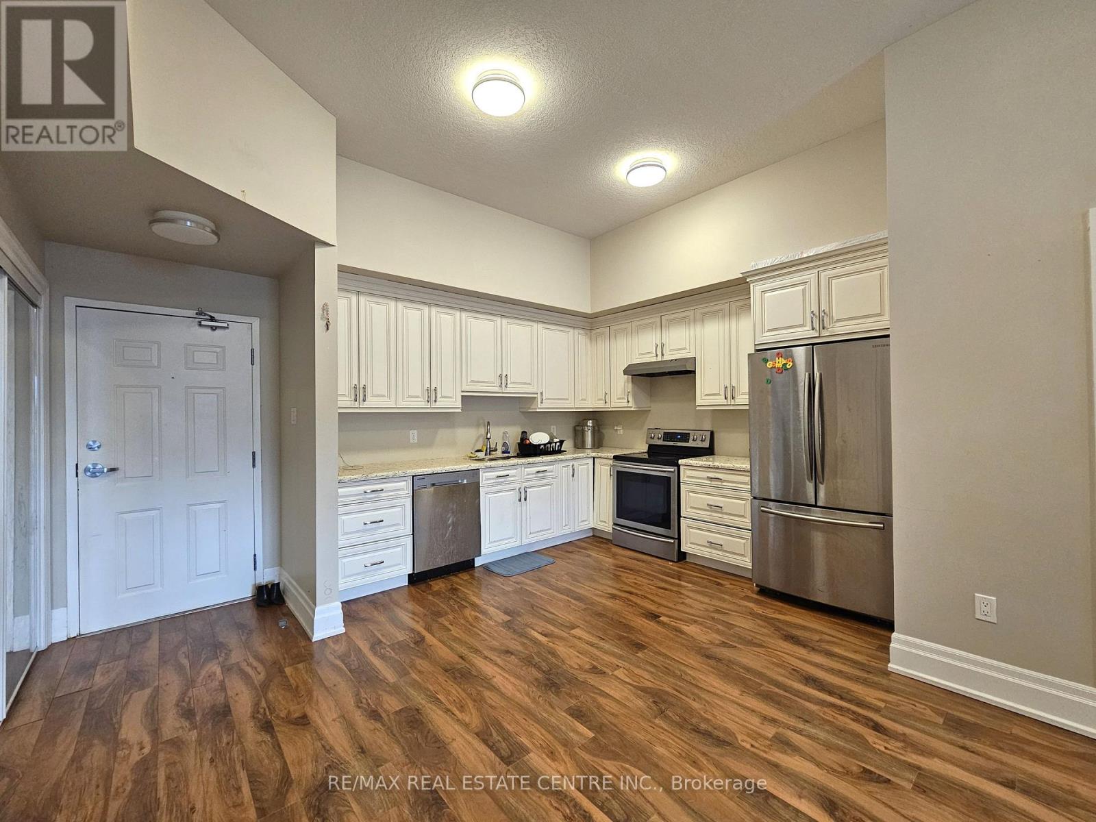 201 - 757 King Street E, Cambridge, Ontario  N3H 3N8 - Photo 2 - X13081374