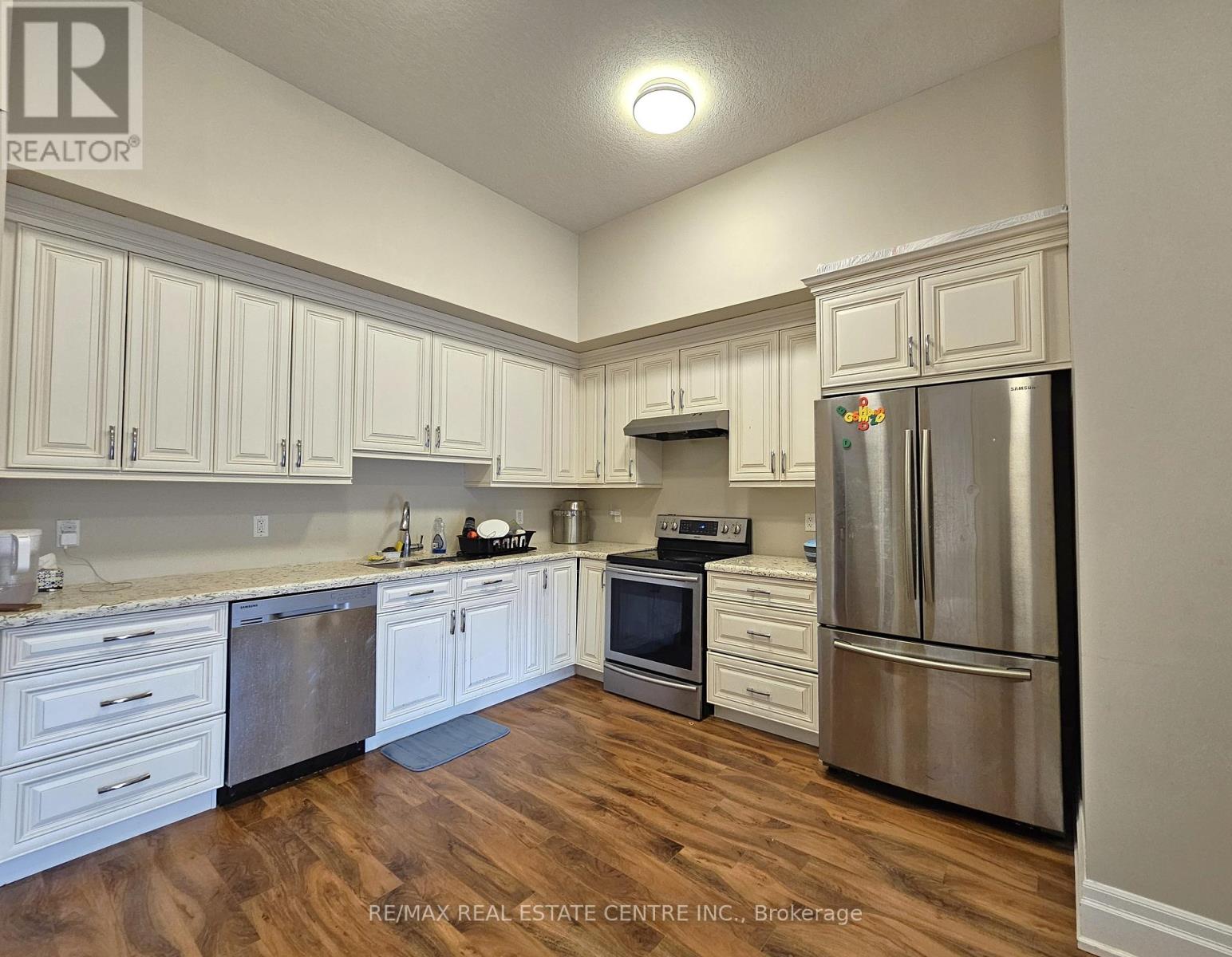 201 - 757 King Street E, Cambridge, Ontario  N3H 3N8 - Photo 3 - X13081374