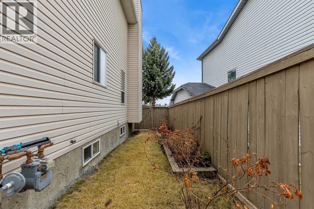 47 Carmel Close NE, Calgary, Alberta  T1Y 6Z3 - Photo 15 - A2307837