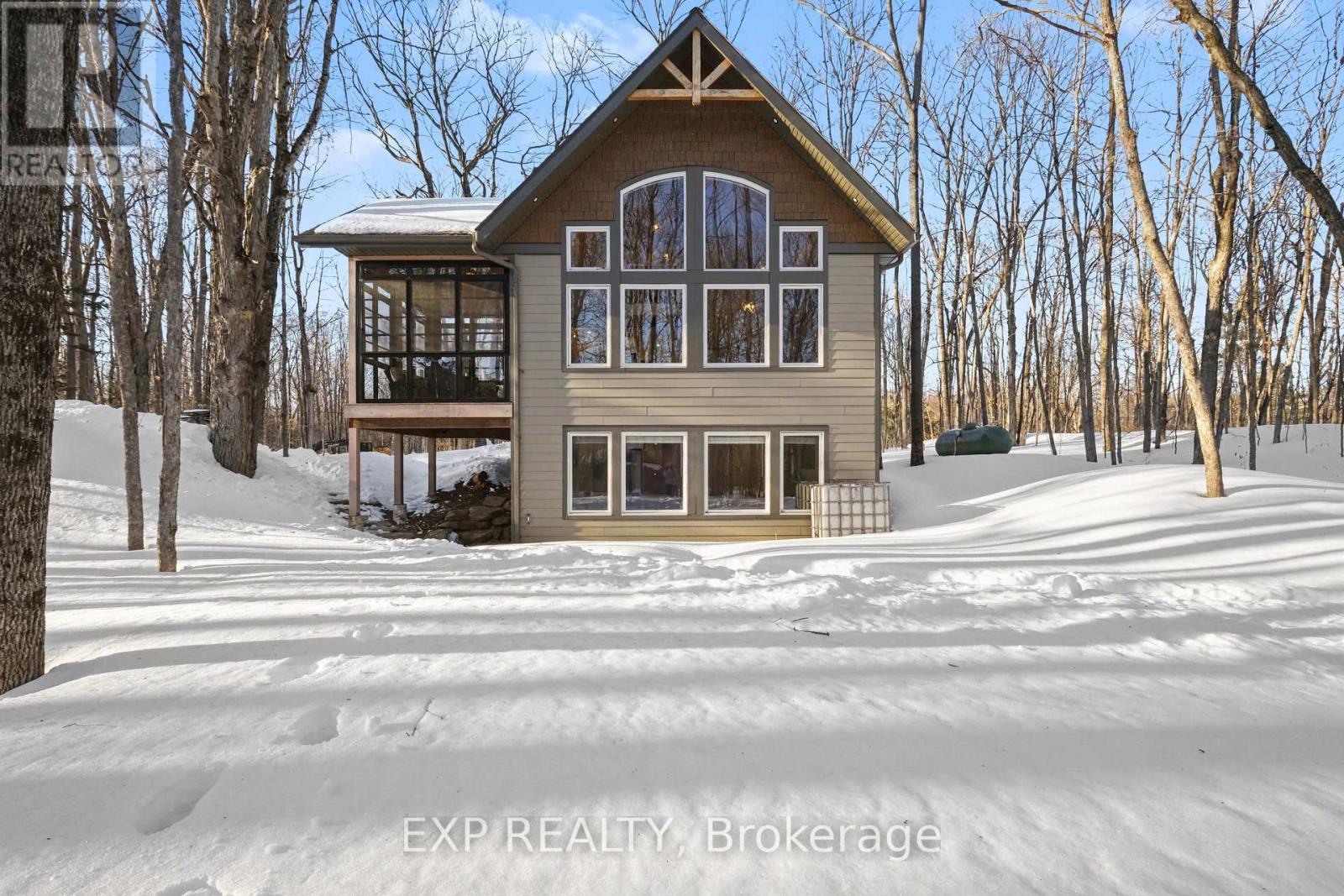 20 Crestview Drive, Greater Madawaska, Ontario  K0J 1H0 - Photo 4 - X12857374