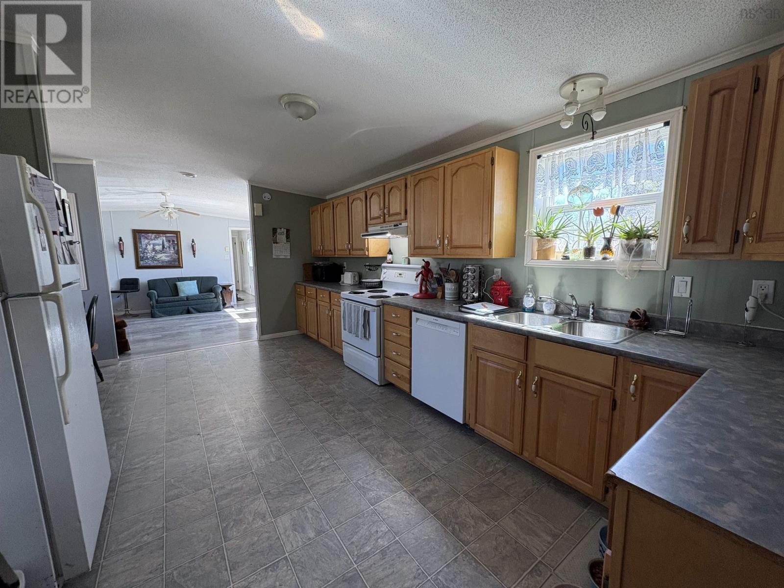 1050 Waddens Court, Westville, Nova Scotia  B0K 2A0 - Photo 8 - 202609638