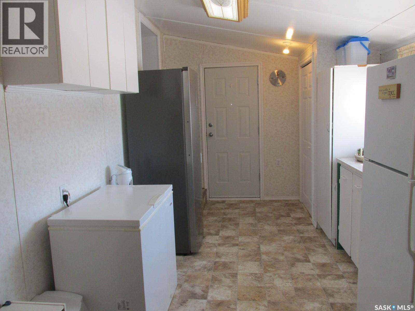 1216 2a Street W, Nipawin, Saskatchewan  S0E 1E0 - Photo 6 - SK032207
