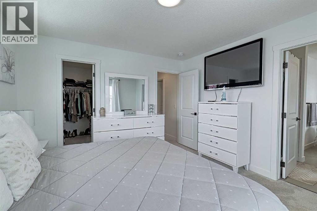 3 Saddlebred Court, Cochrane, Alberta  T4C 3B5 - Photo 36 - A2295839