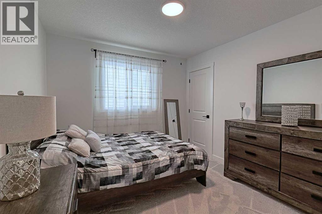 3 Saddlebred Court, Cochrane, Alberta  T4C 3B5 - Photo 28 - A2295839