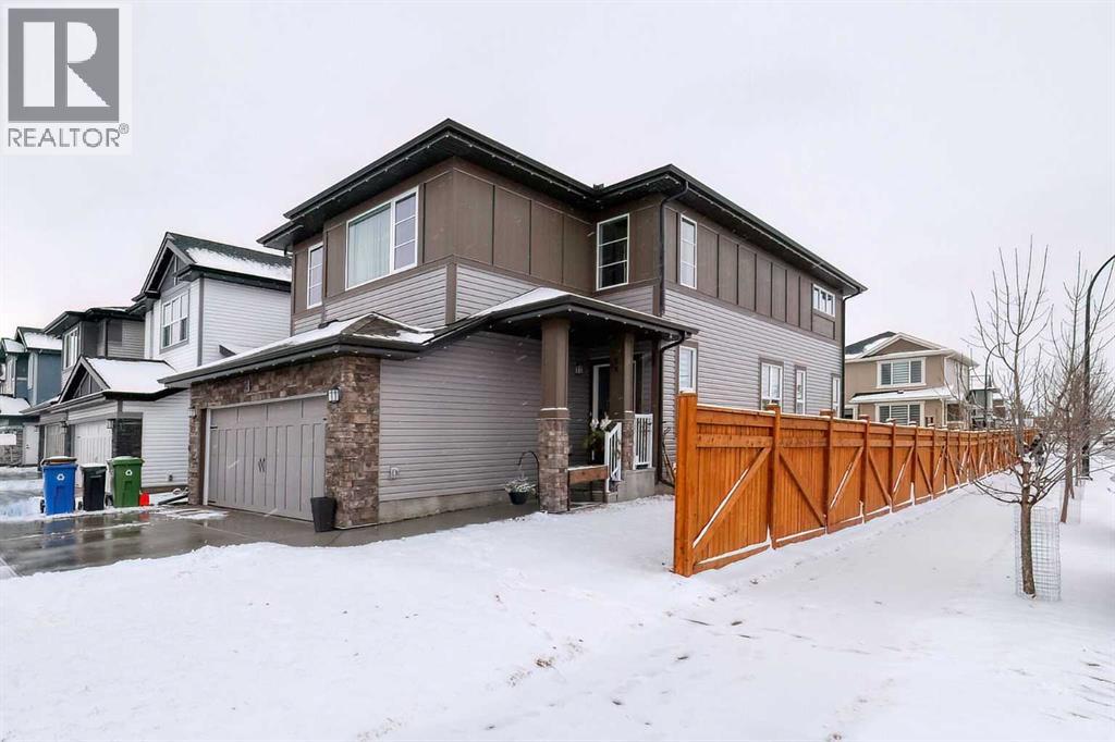 3 Saddlebred Court, Cochrane, Alberta  T4C 3B5 - Photo 3 - A2295839