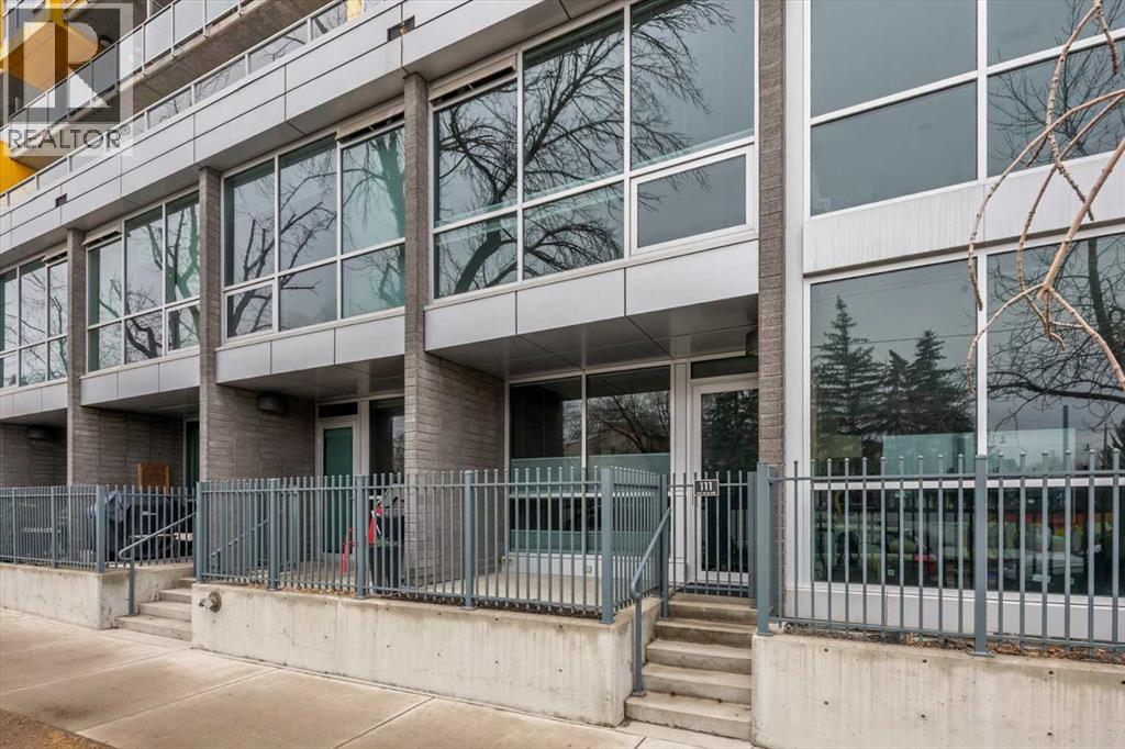 111, 235 9a Street NW, Calgary, Alberta  T2N 1T7 - Photo 2 - A2306353