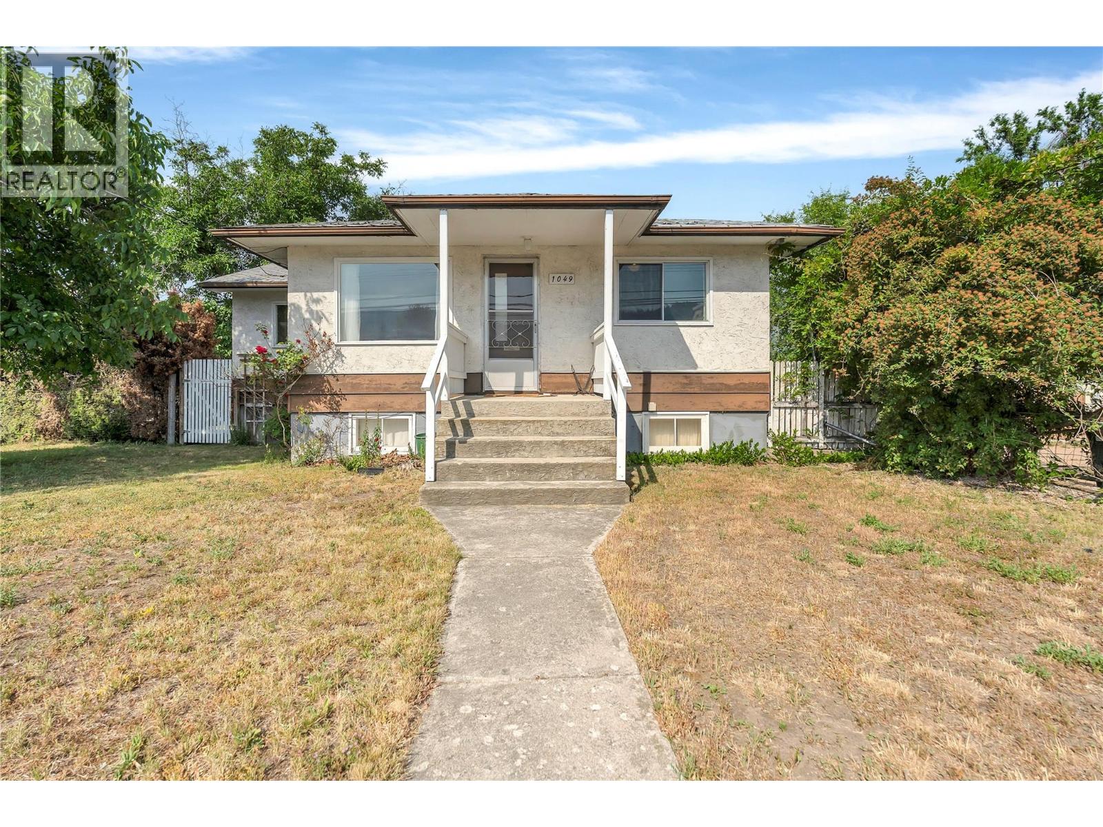 1049 Government Street, Penticton, British Columbia