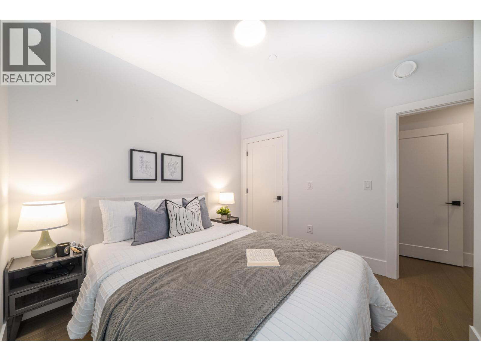 1 2735 W 8th Avenue, Vancouver, British Columbia  V6K 2B7 - Photo 23 - R3119142