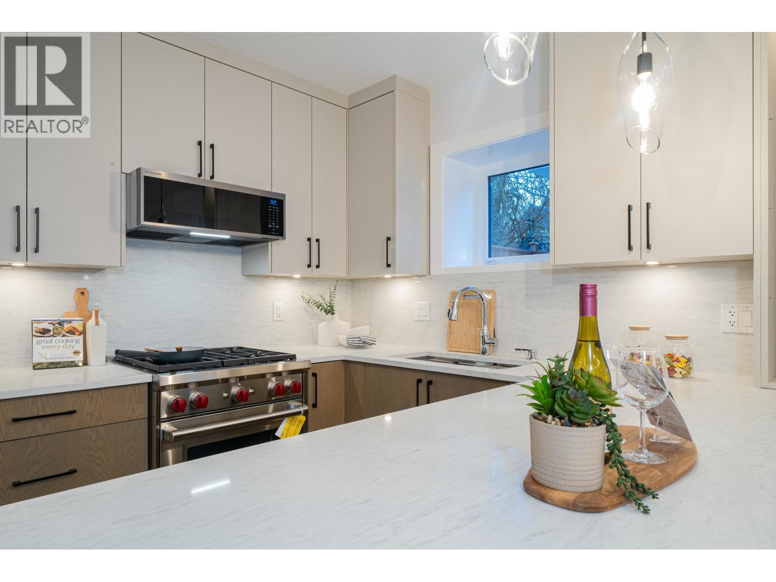 1 2735 W 8th Avenue, Vancouver, British Columbia  V6K 2B7 - Photo 7 - R3119142