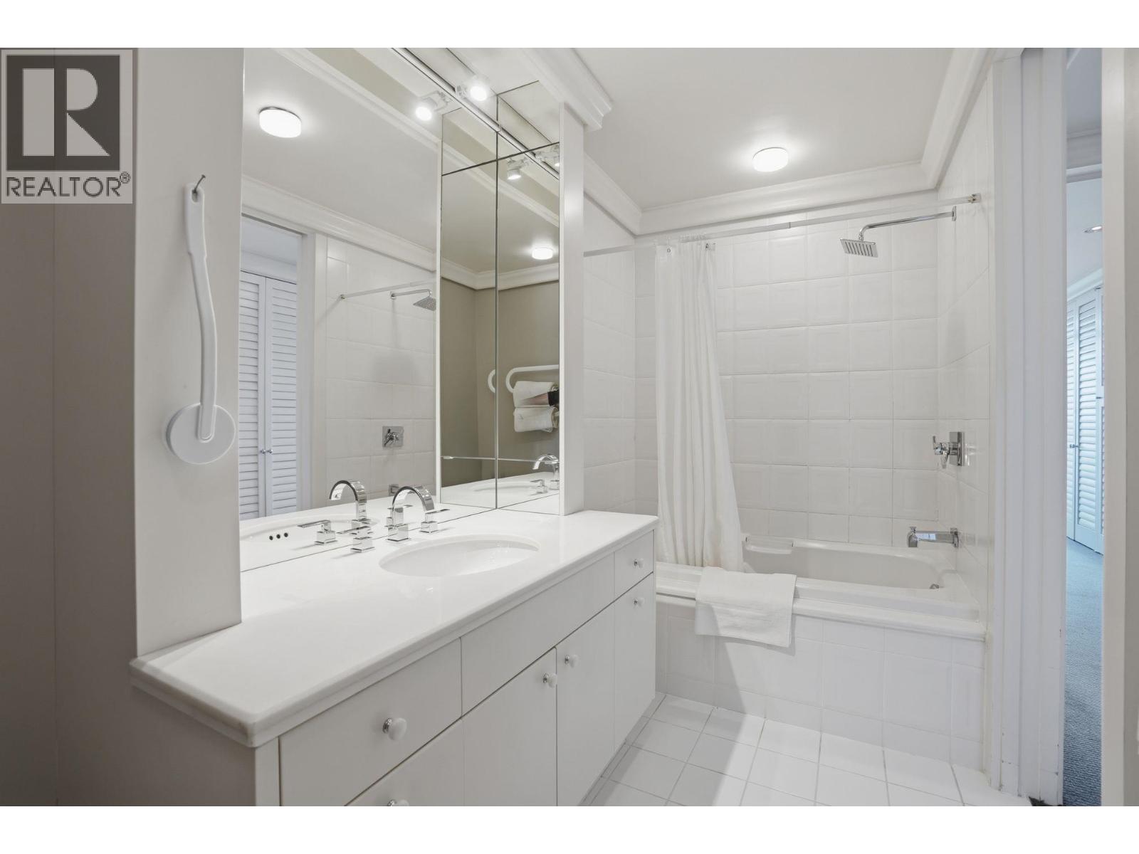 2565 Point Grey Road, Vancouver, British Columbia  V6K 1A1 - Photo 31 - R3119154