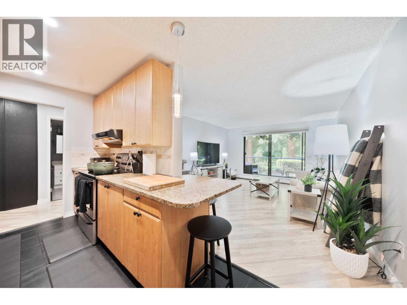 107 3911 Carrigan Crescent, Burnaby, British Columbia  V3N 4J7 - Photo 10 - R3119165