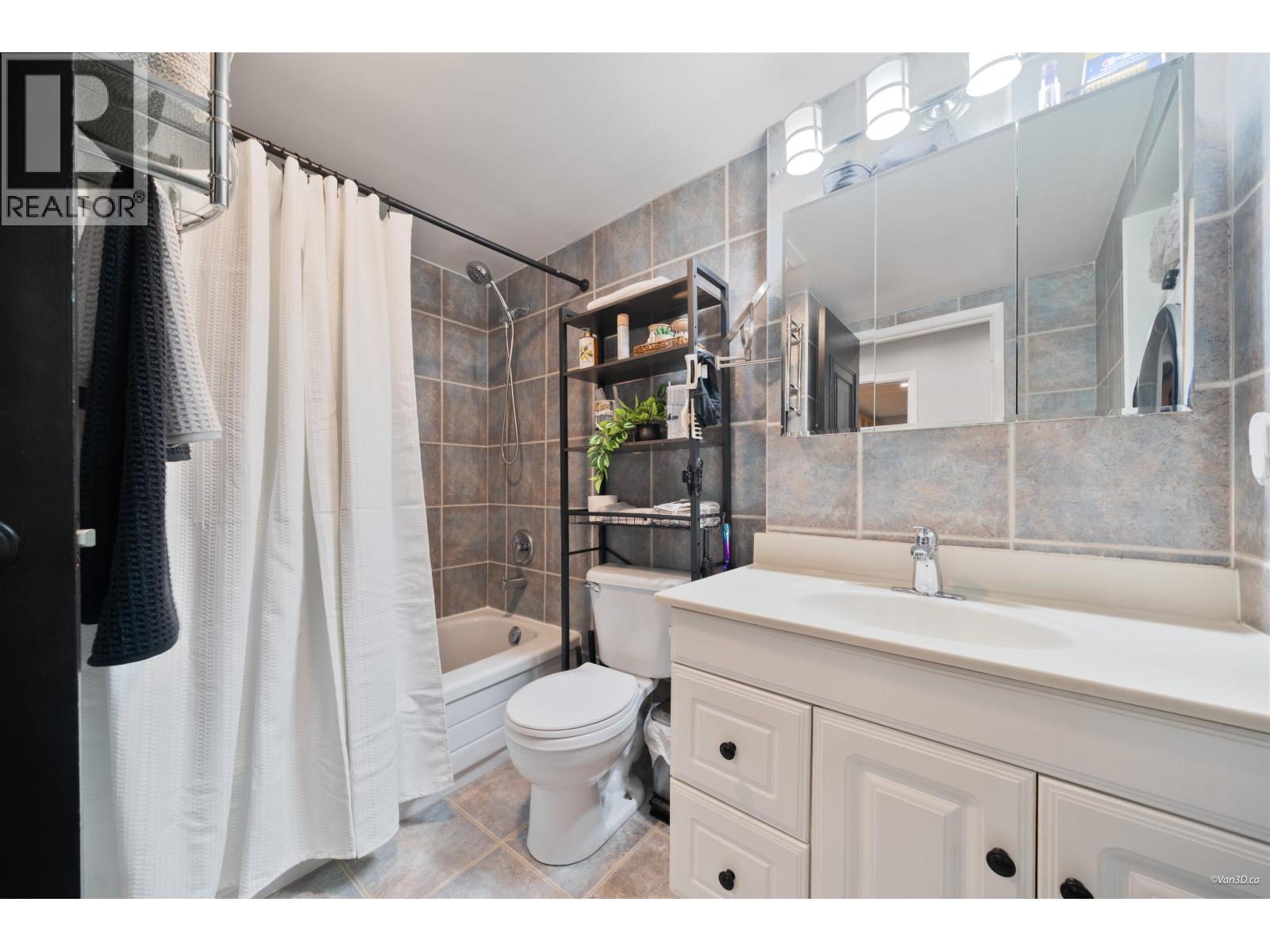 107 3911 Carrigan Crescent, Burnaby, British Columbia  V3N 4J7 - Photo 15 - R3119165