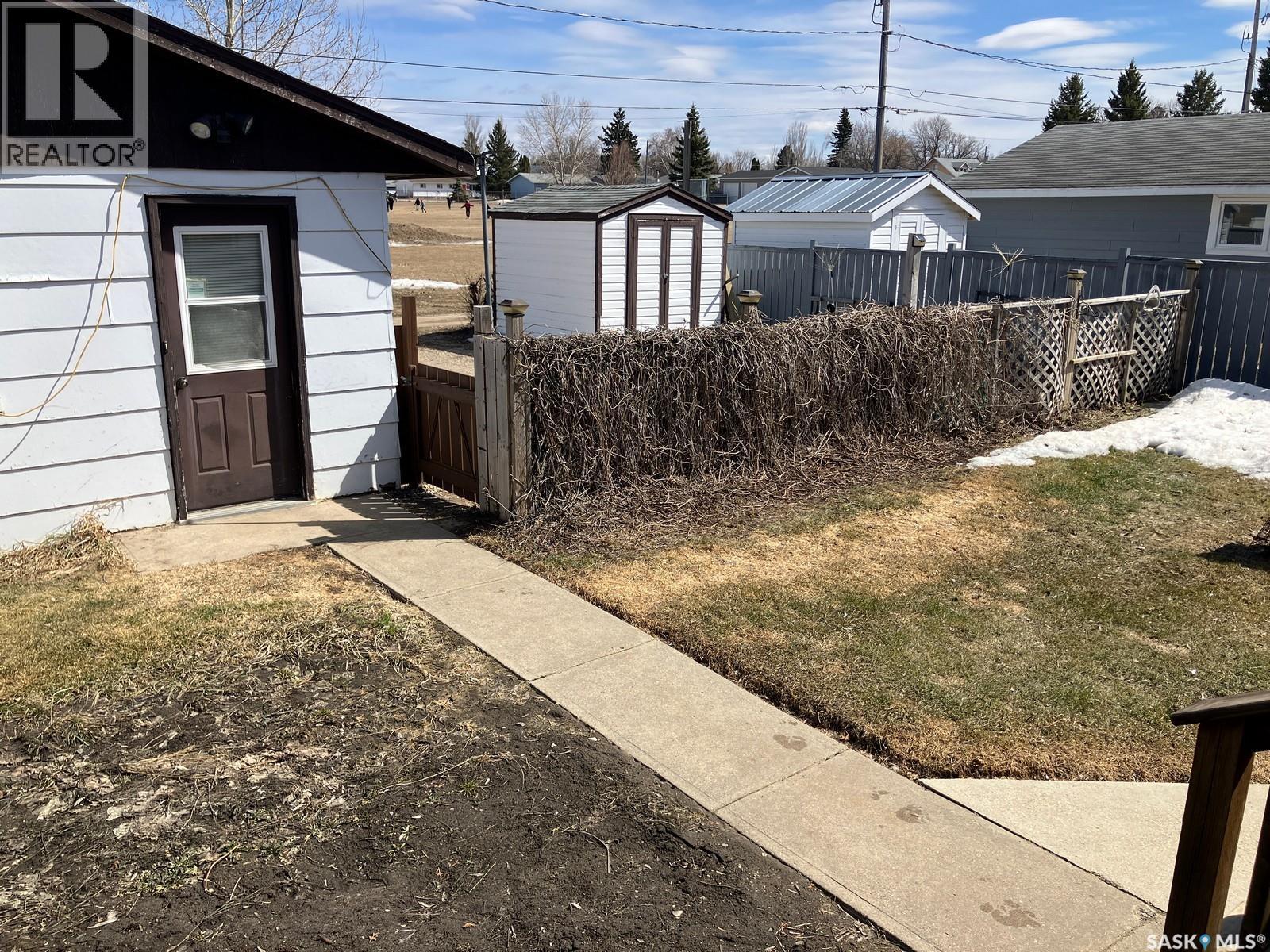 1103 3rd Street W, Nipawin, Saskatchewan  S0E 1E0 - Photo 34 - SK031806